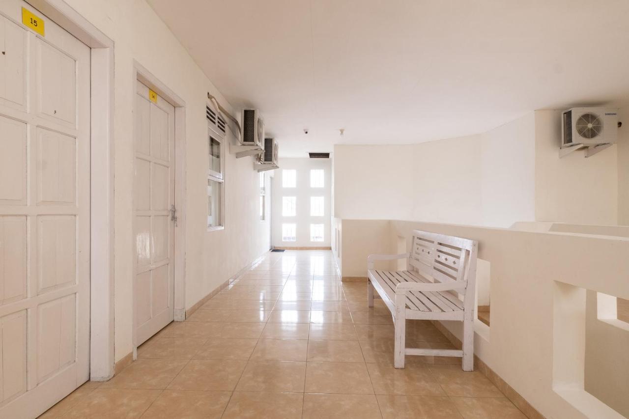 Hotel Oyo 2173 Bnv House Babarsari Maguwo Esterno foto